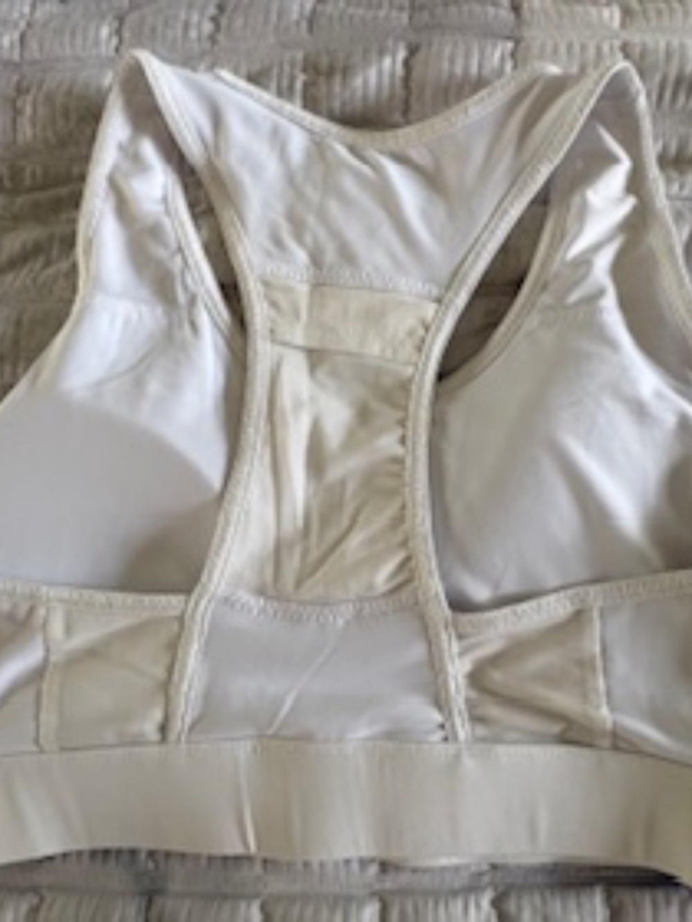 Fabletics 3 Piece Short Set - Picture 8 of 8